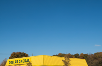 Is dollar general open on thanksgiving Is dollar general open on thanksgiving